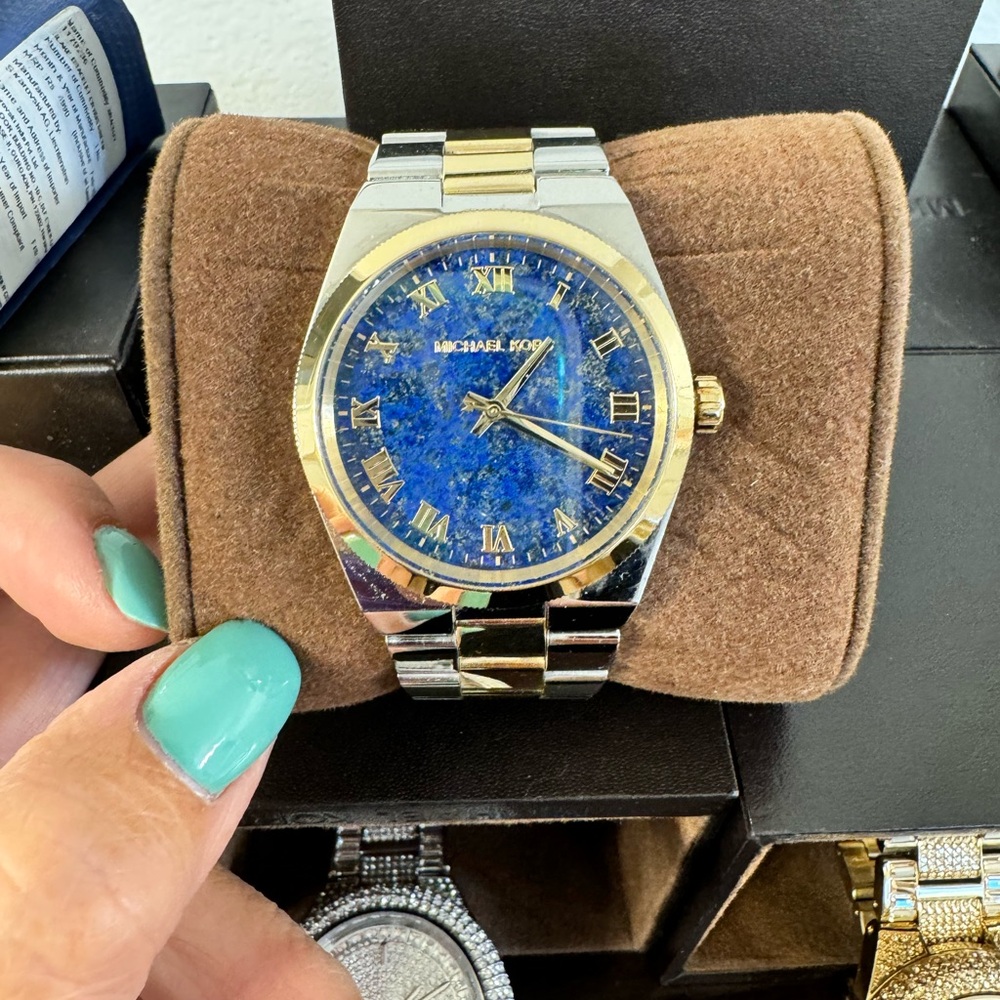 EUC Michael Kors Watch